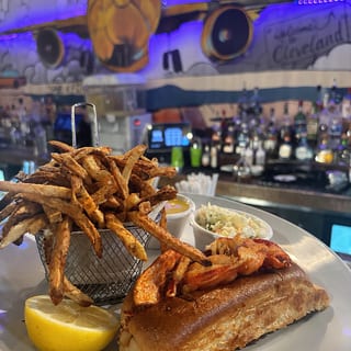 Connecticut Lobster Roll